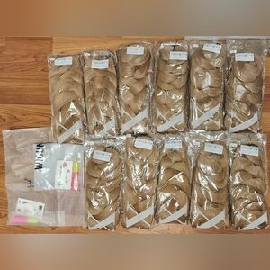 11 Pieces of Hair Extensions / Braiding Hair (82 inches long, 165g)